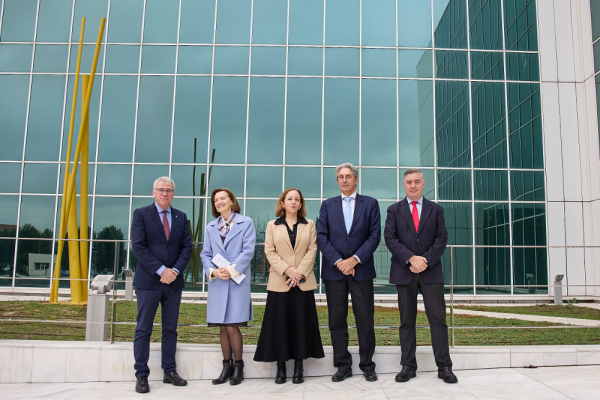 El rector de la Universidad de Alcalá y el nuevo presidente del CSIC visitan las instalaciones del CI2A